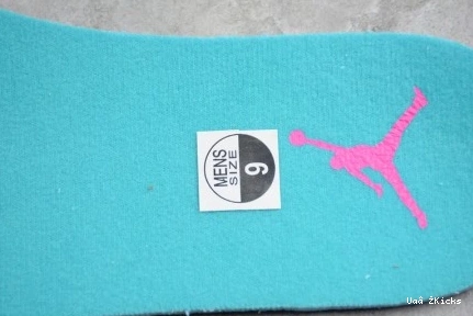 3504 Jordan Air South Minimalist Mid 272 1 852542- Beach 0825
